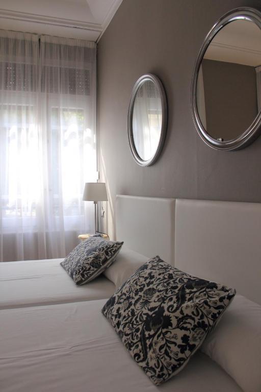 7 Moons B&B Valencia Szoba fotó